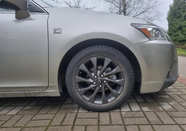 Lexus CT cena 72500 przebieg: 82000, rok produkcji 2017 z Warszawa małe 154